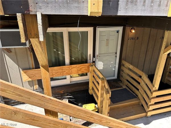 1561 Treetop Trail, Unit B, Akron, OH 44313