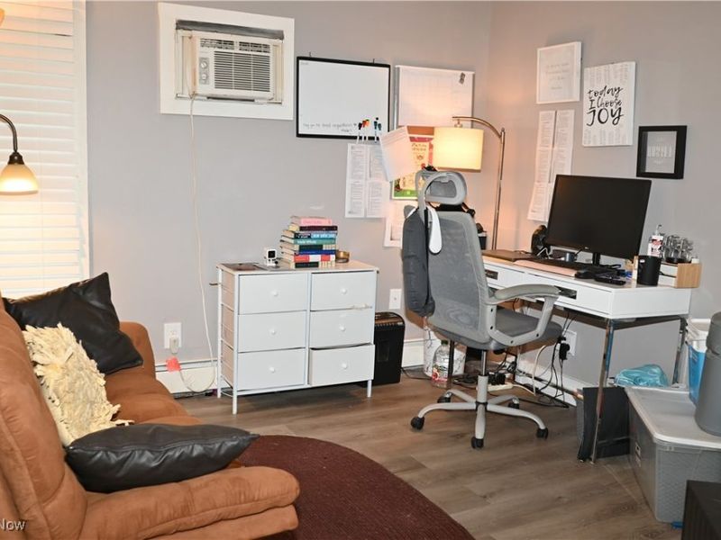 1561 Treetop Trail, Unit B, Akron, OH 44313 Photo 9