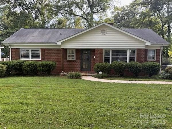 4034 Leeds Drive, Charlotte, NC 28205