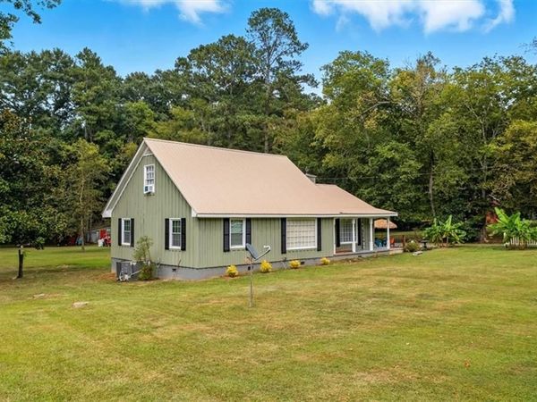 241 Riverbend Dr, Plainville, GA 30733