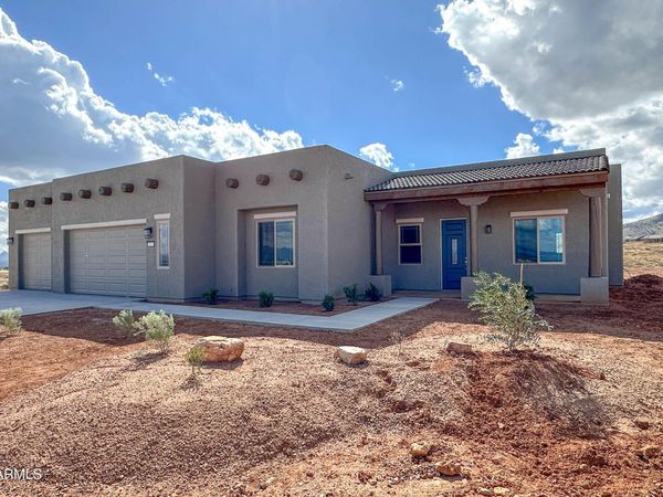 6953 E Vaquero Circle, Unit Lot 251, Hereford, AZ 85615