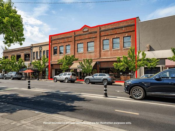 114 W Main Street, Medford, OR 97501