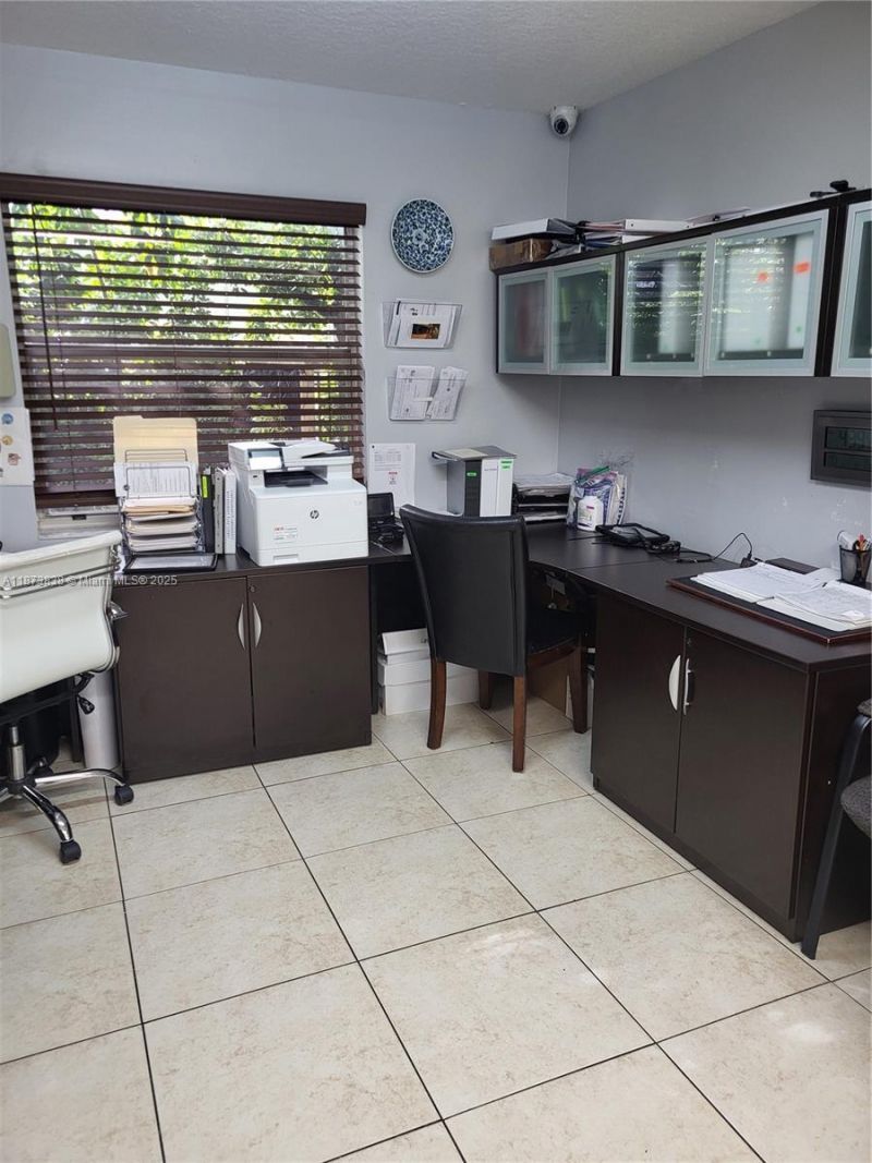 3621 NW 90th Ter, Sunrise, FL 33351 Photo