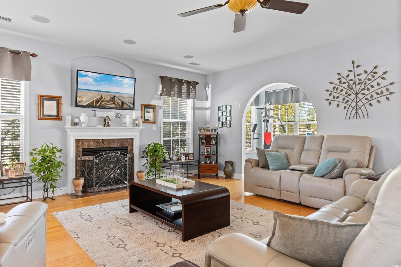 519 Heritage Point Dr. Photo 5