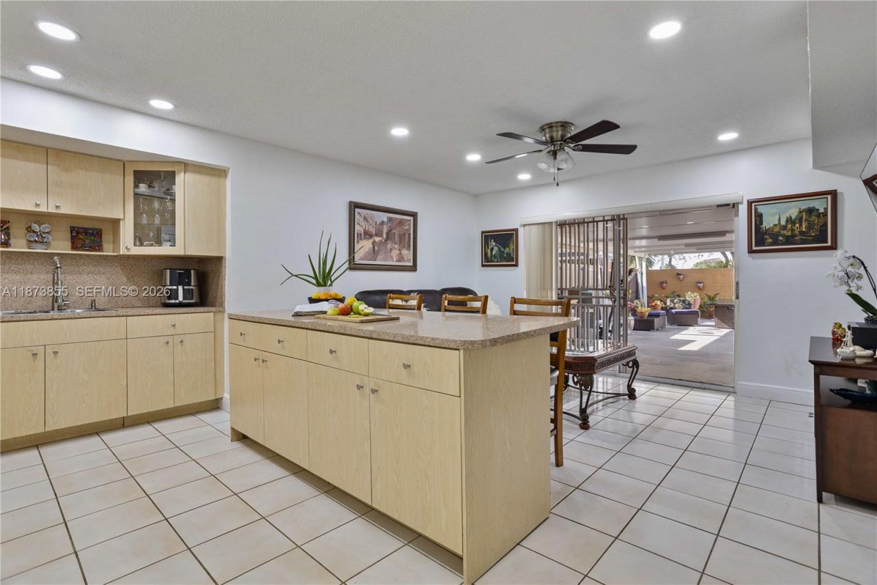 7801 SW 9th Ter, Miami, FL 33144 Photo