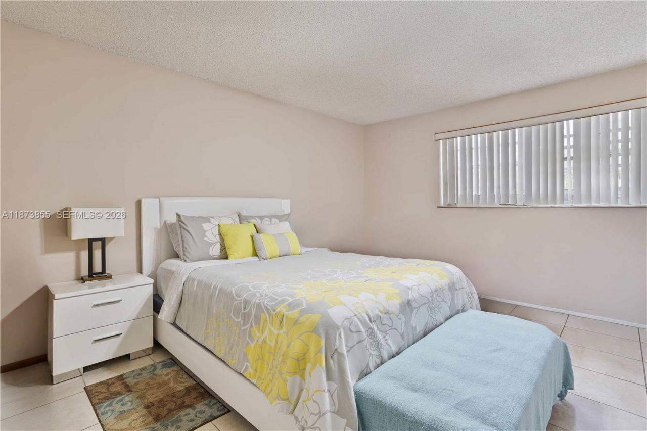 7801 SW 9th Ter, Miami, FL 33144 Photo