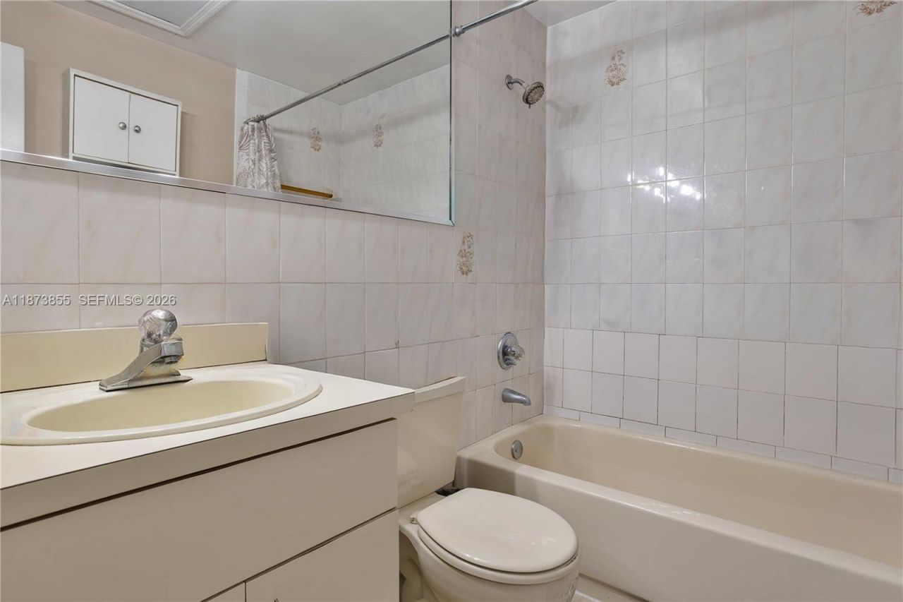 7801 SW 9th Ter, Miami, FL 33144 Photo