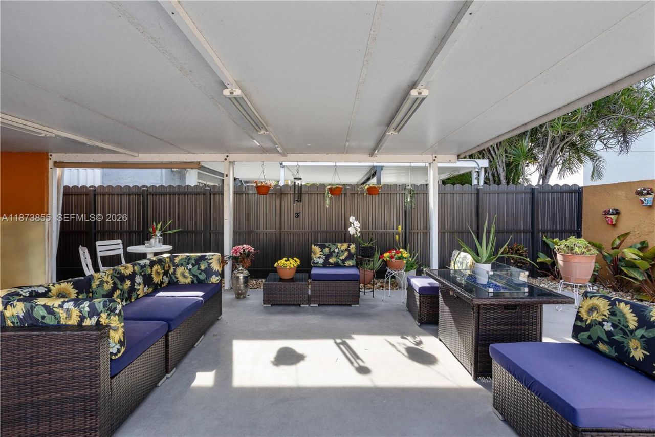 7801 SW 9th Ter, Miami, FL 33144 Photo