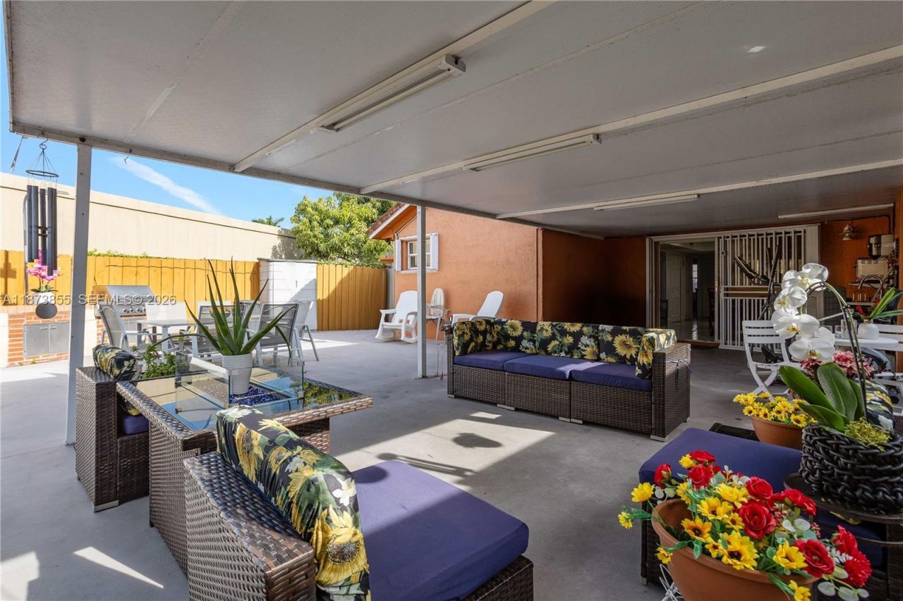 7801 SW 9th Ter, Miami, FL 33144 Photo