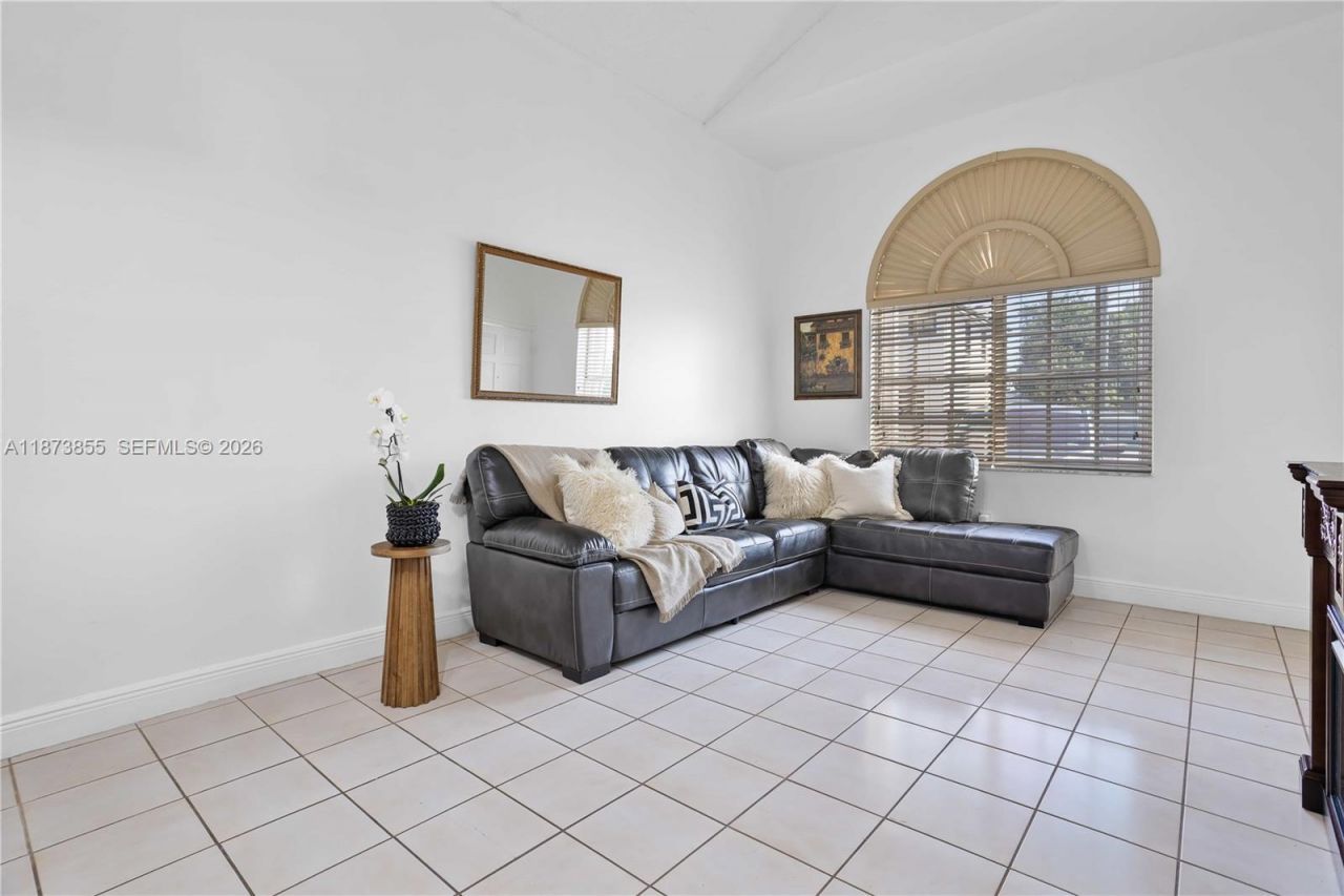 7801 SW 9th Ter, Miami, FL 33144 Photo