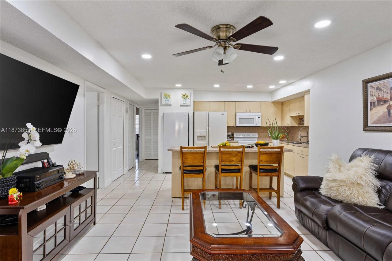 7801 SW 9th Ter, Miami, FL 33144 Photo