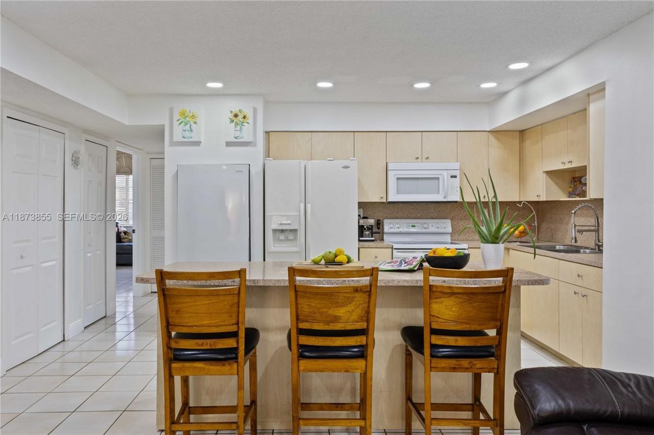 7801 SW 9th Ter, Miami, FL 33144 Photo