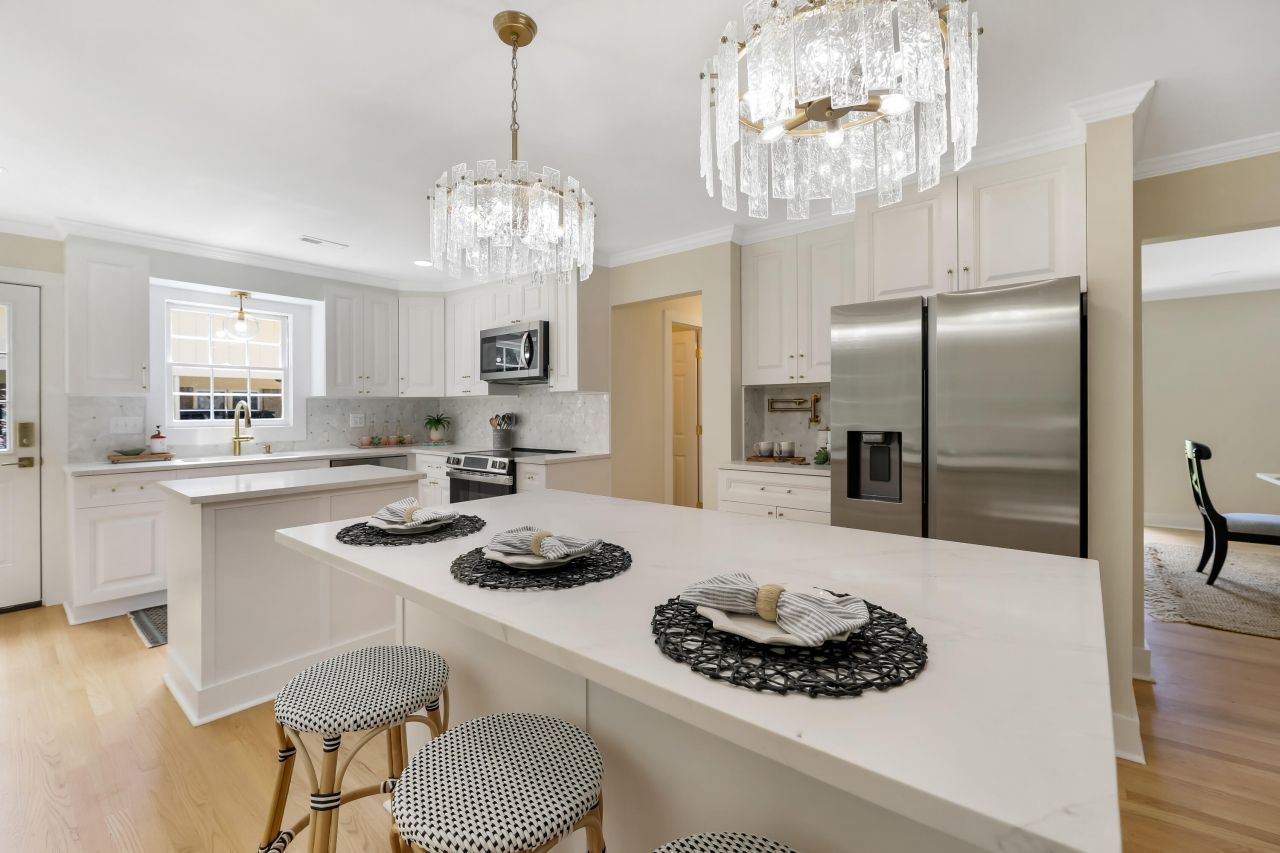 122 Pinewood Drive Photo 3