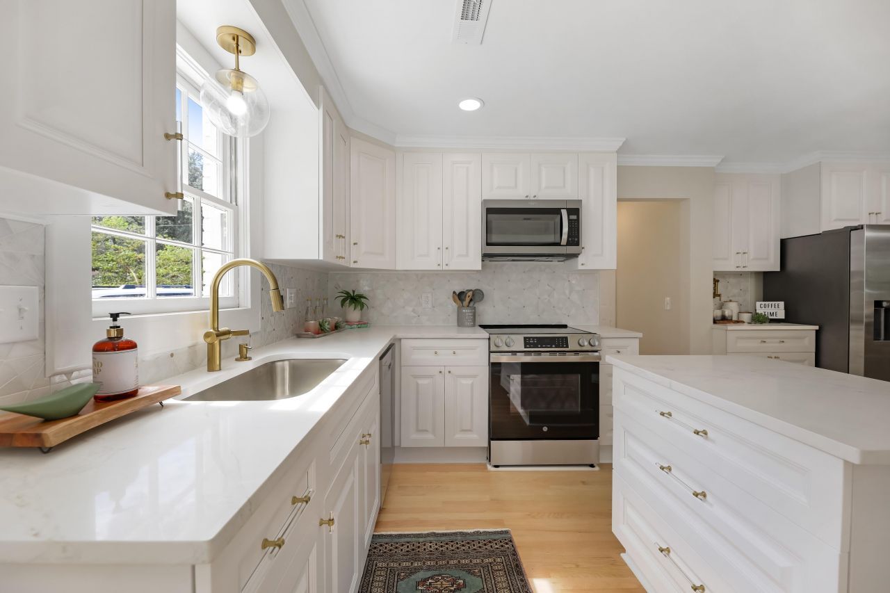 122 Pinewood Drive Photo 4