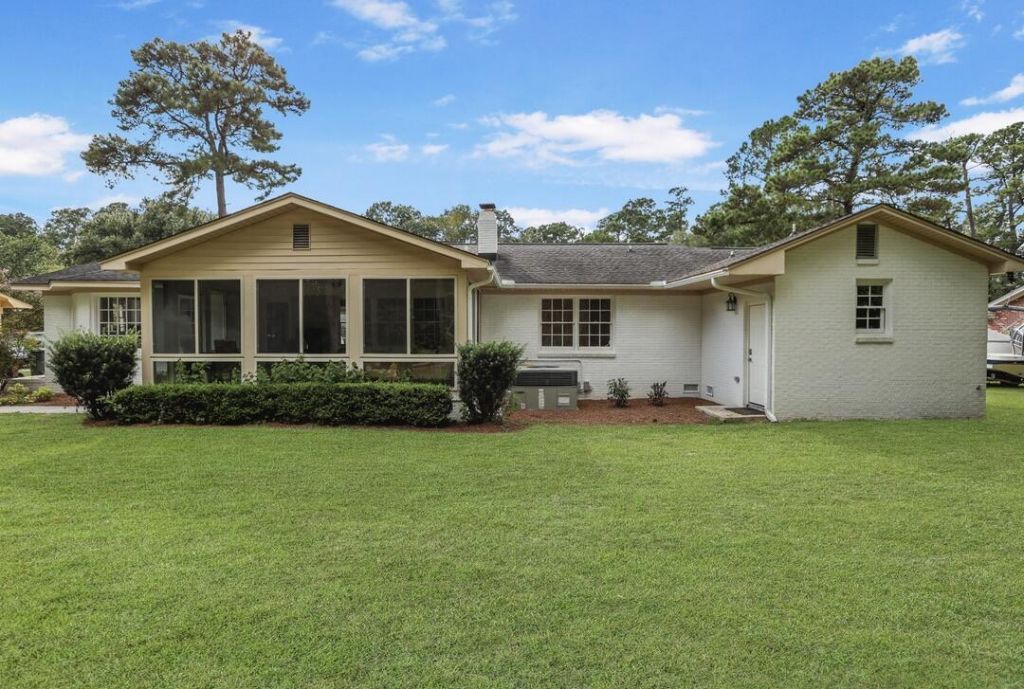 122 Pinewood Drive Photo 45