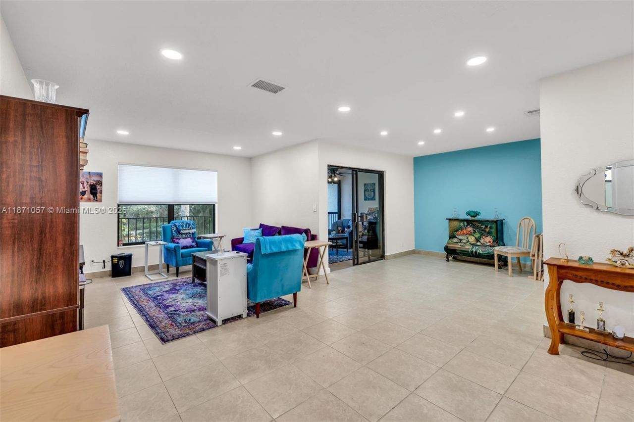 4514 NW 20th St, Unit 477, Coconut Creek, FL 33066 Photo