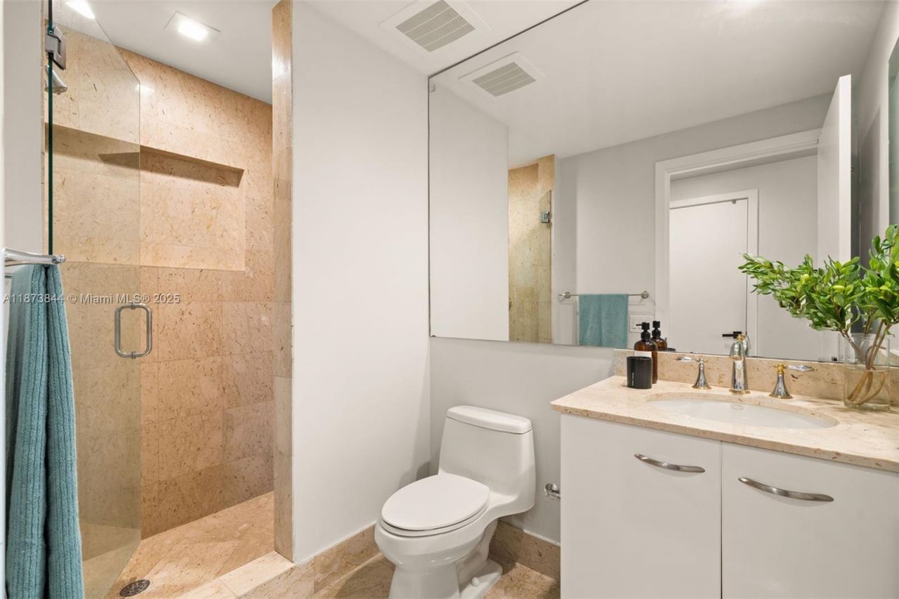 21200 Point Pl, Unit 1102, Aventura, FL 33180 Photo