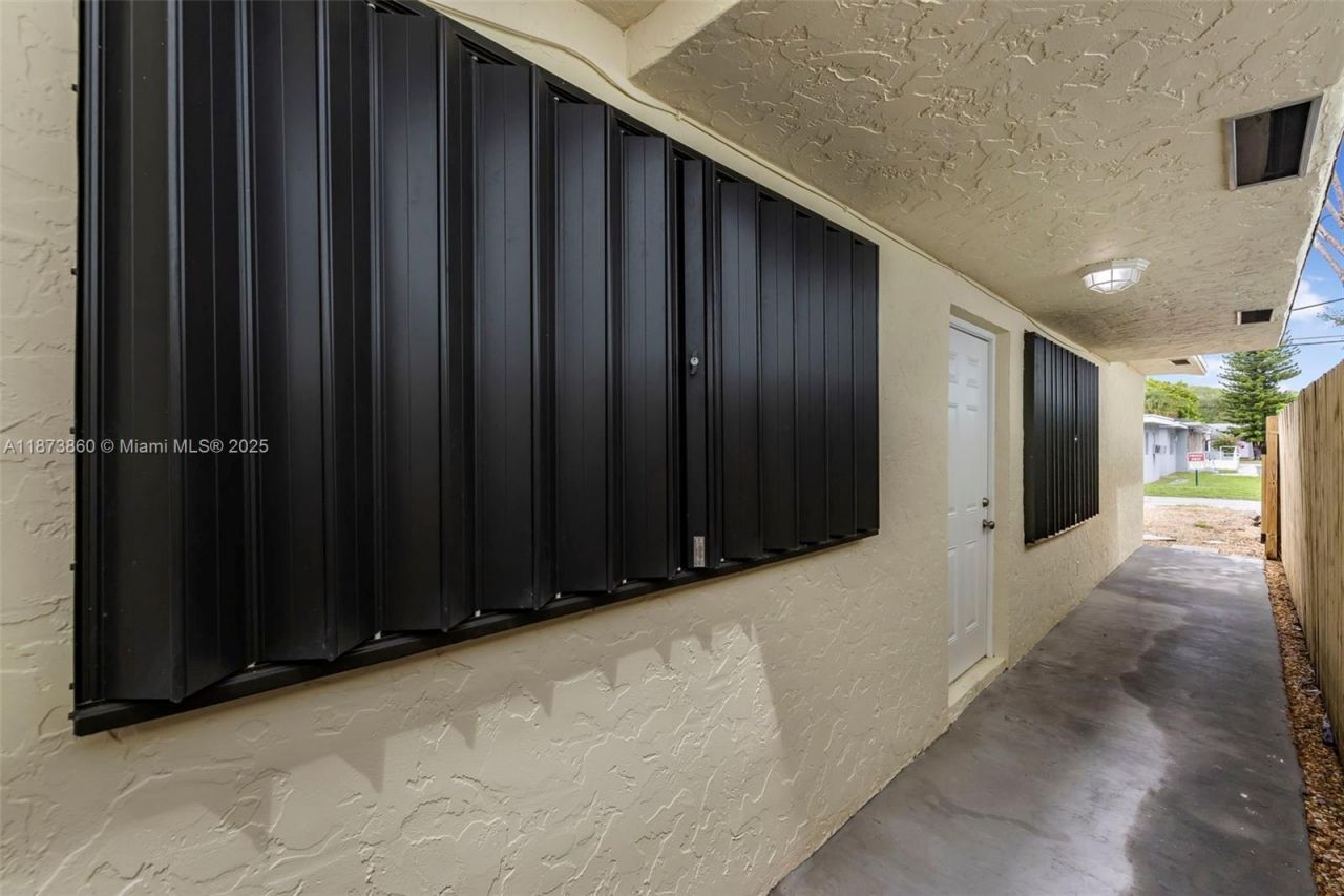 2033 Dewey St, Hollywood, FL 33020 Photo