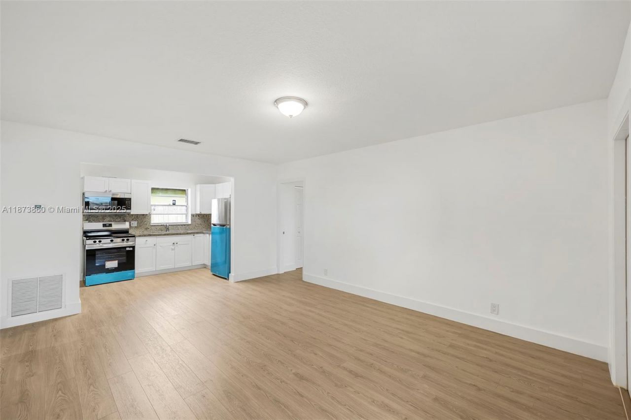 2033 Dewey St, Hollywood, FL 33020 Photo