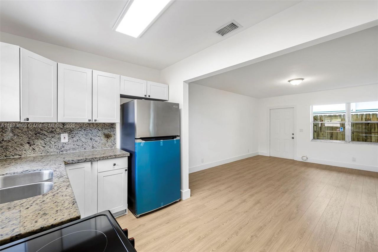 2033 Dewey St, Hollywood, FL 33020 Photo