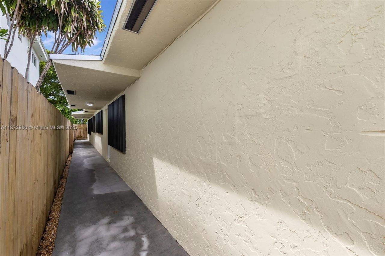 2033 Dewey St, Hollywood, FL 33020 Photo