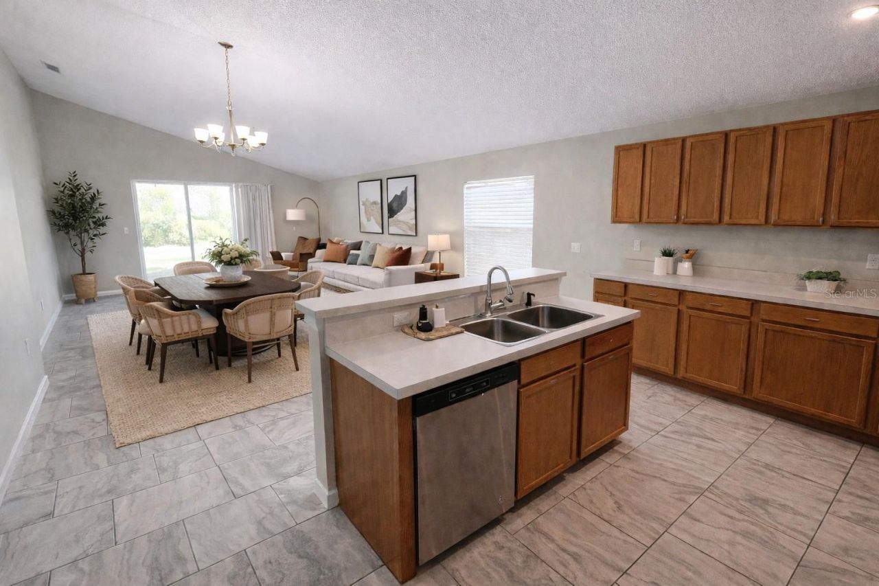 246 Queen Mary Drive, Davenport, FL 33837 Photo