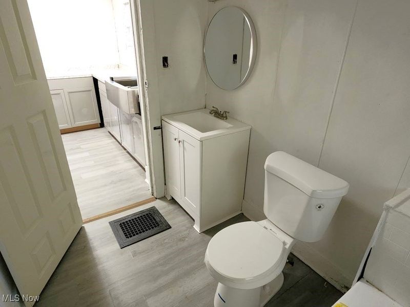 983 E 141st Street, Cleveland, OH 44110 Photo 11