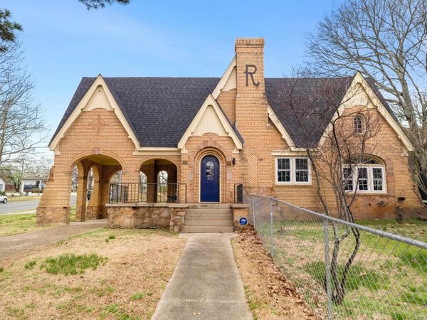 1020 PROSPECT Avenue, Hot Springs, AR 71901