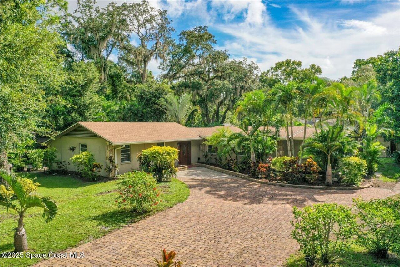 544 S Wildwood Lane, Melbourne Village, FL 32904 Photo