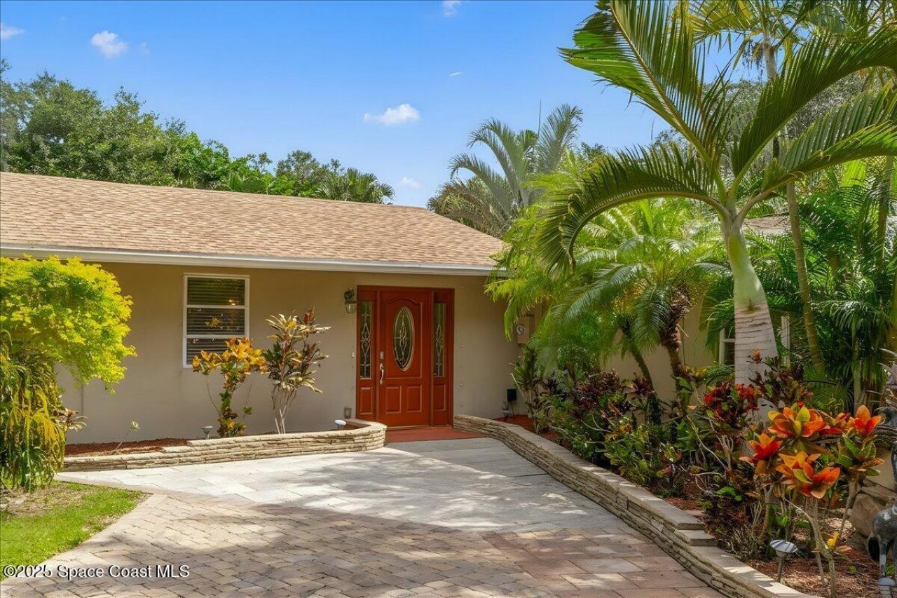 544 S Wildwood Lane, Melbourne Village, FL 32904 Photo