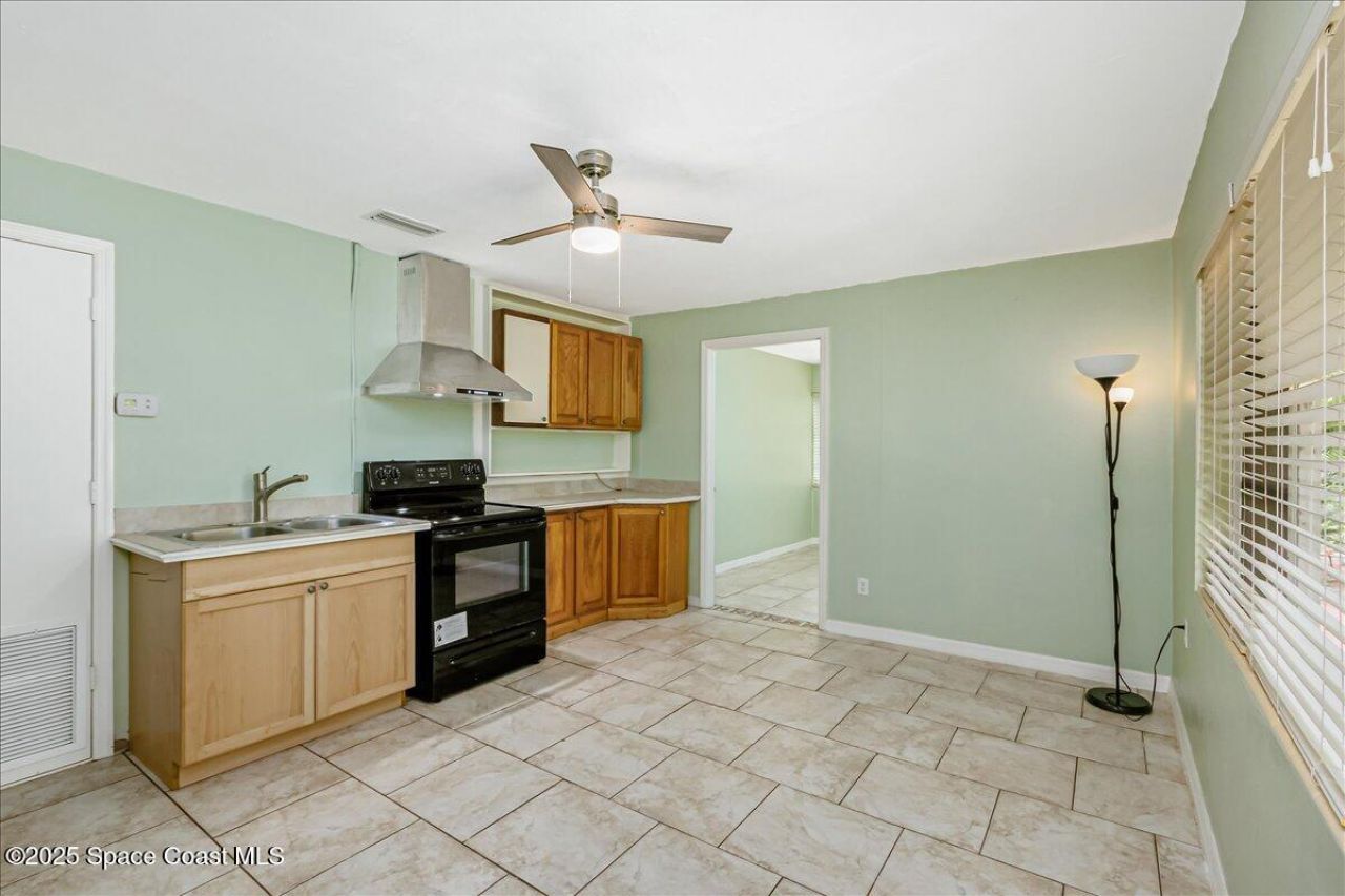 544 S Wildwood Lane, Melbourne Village, FL 32904 Photo