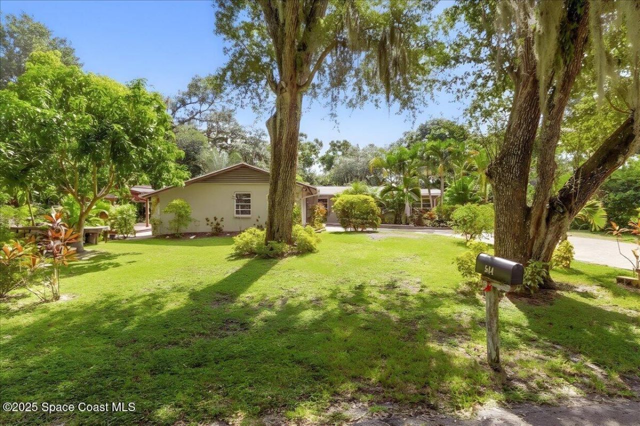 544 S Wildwood Lane, Melbourne Village, FL 32904 Photo