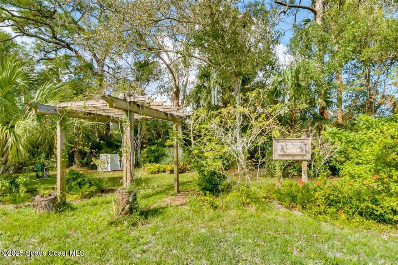 544 S Wildwood Lane, Melbourne Village, FL 32904 Photo