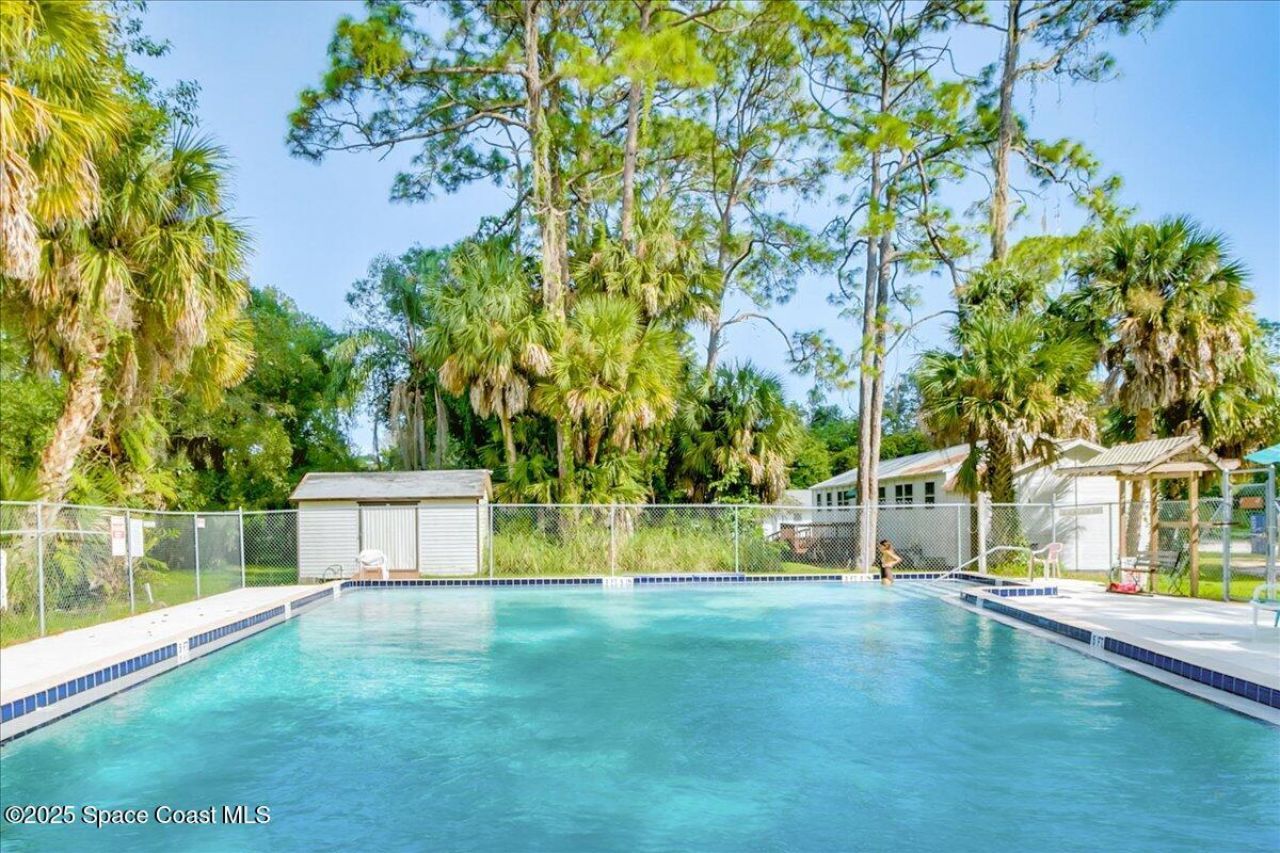 544 S Wildwood Lane, Melbourne Village, FL 32904 Photo