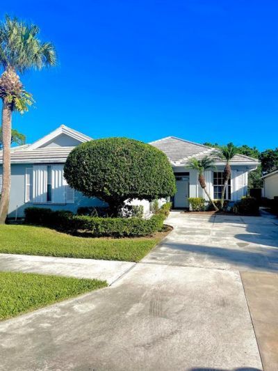 304 NW Bentley Circle, Port Saint Lucie, FL 34986 Photo