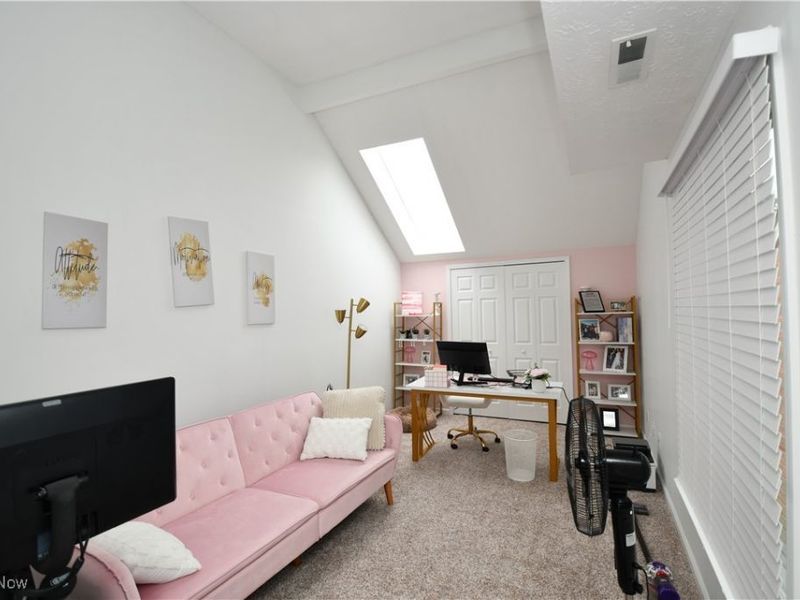 4685 Mayfield Road, Unit F, Cleveland, OH 44121 Photo 9