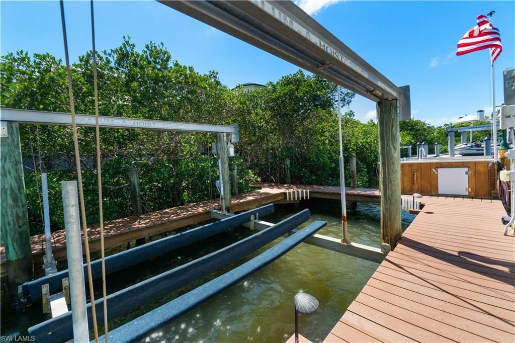 197 San Mateo Dr, Bonita Springs, FL 34134 Photo