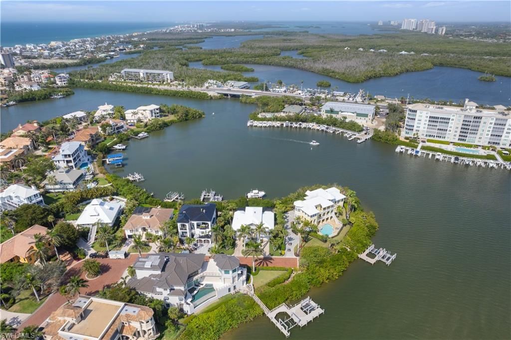 197 San Mateo Dr, Bonita Springs, FL 34134 Photo