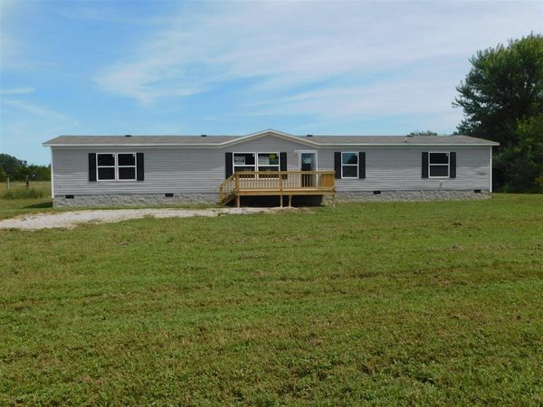 442 Isom Bradley Road, Scottsville, KY 42164