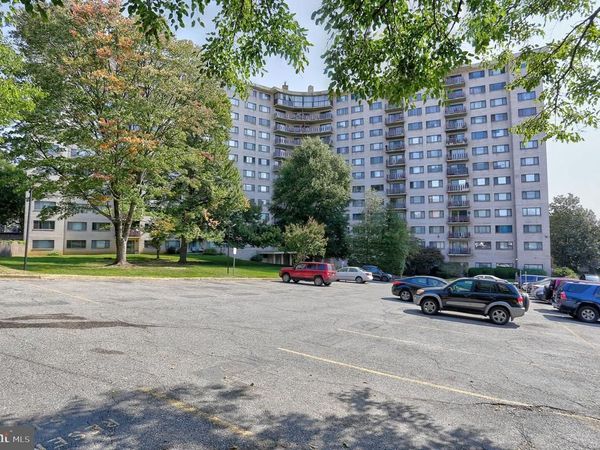 8830 PINEY BRANCH ROAD, Unit 401, SILVER SPRING, MD 20903