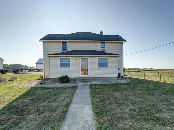 3828 Weaver Station Road, Greenville, OH 45331