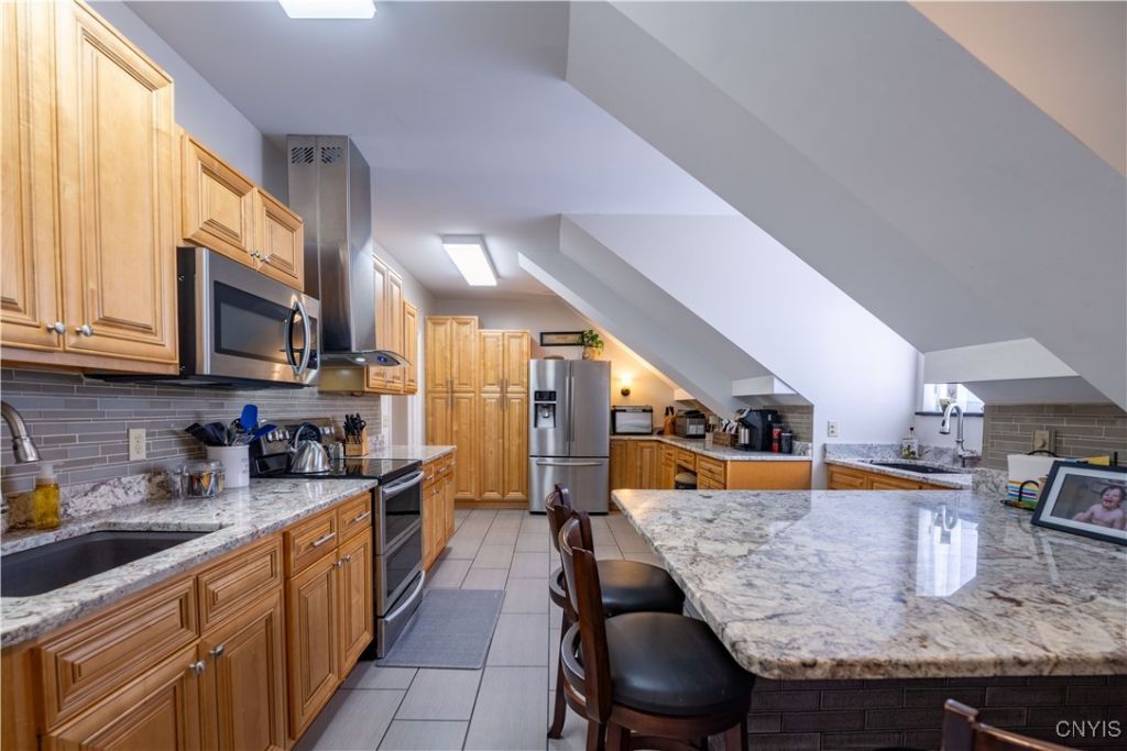 10 Foery Dr. # 404, Utica, NY 13501 Main Photo