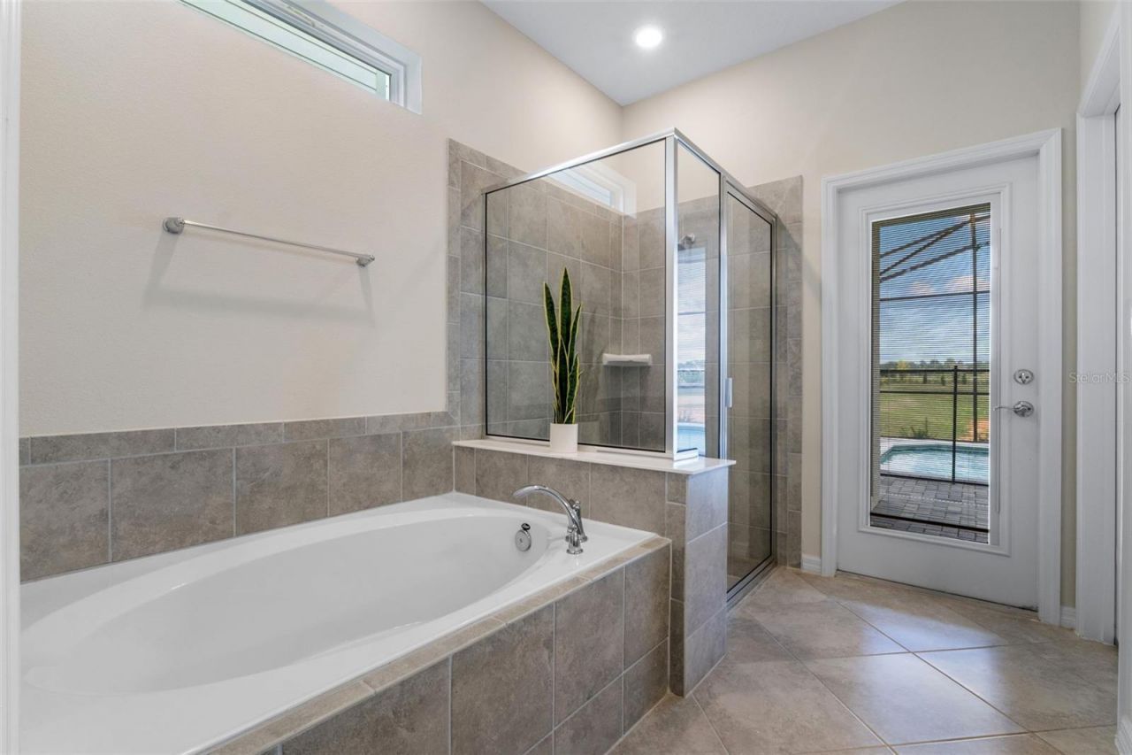 15964 Sandy Cliffs Drive, Clermont, FL 34714 Photo