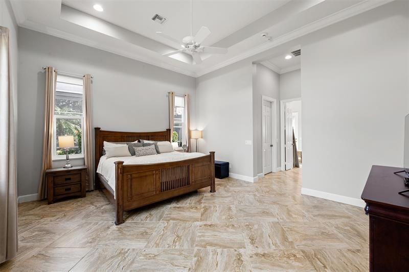 9005 One Putt Place, Port Saint Lucie, FL 34986 Photo