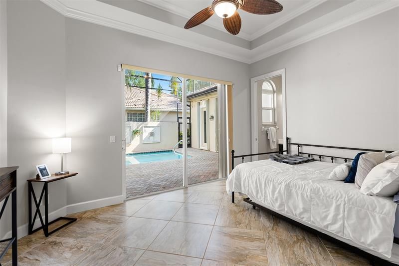 9005 One Putt Place, Port Saint Lucie, FL 34986 Photo