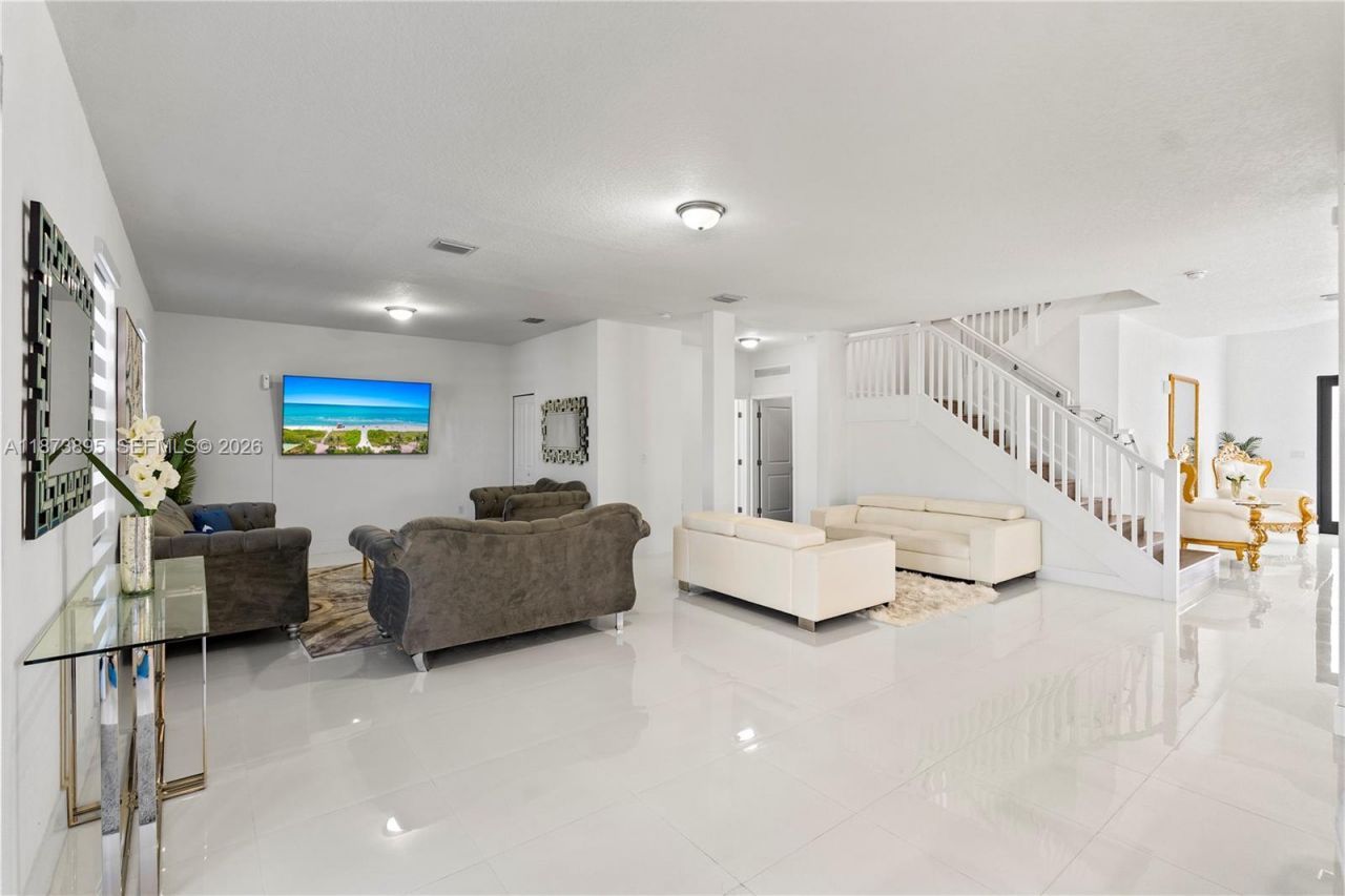 14841 SW 39th Ter, Miami, FL 33185 Photo