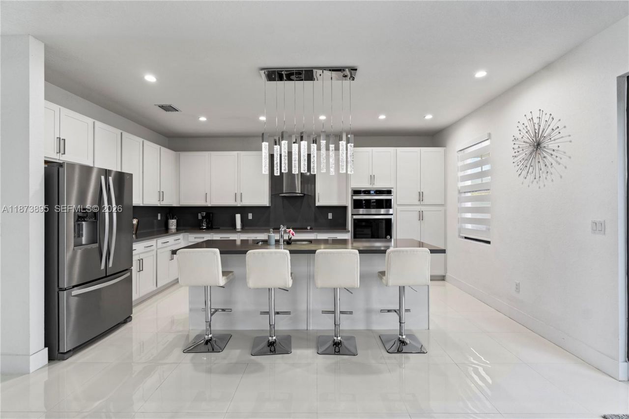 14841 SW 39th Ter, Miami, FL 33185 Photo