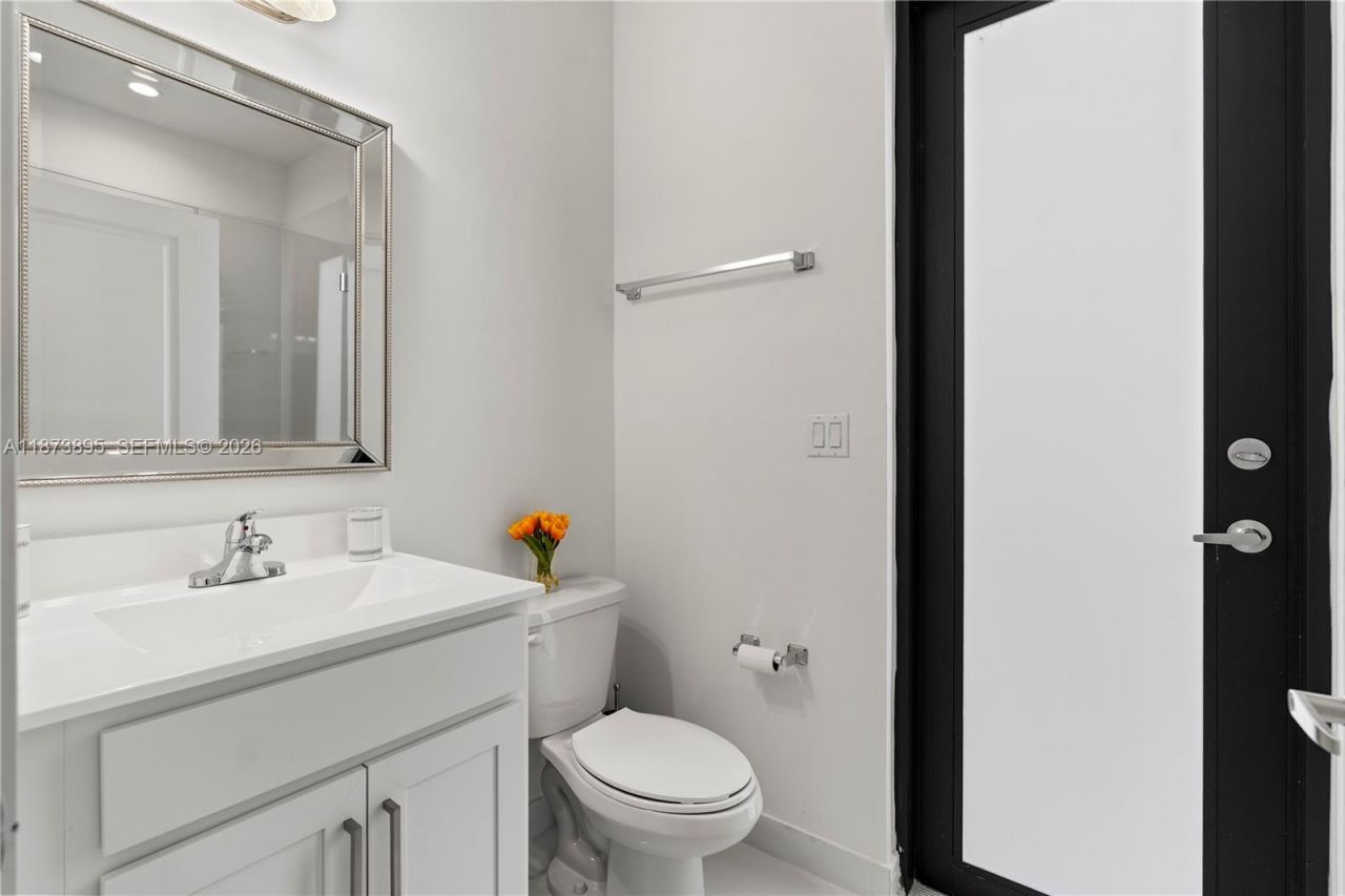 14841 SW 39th Ter, Miami, FL 33185 Photo