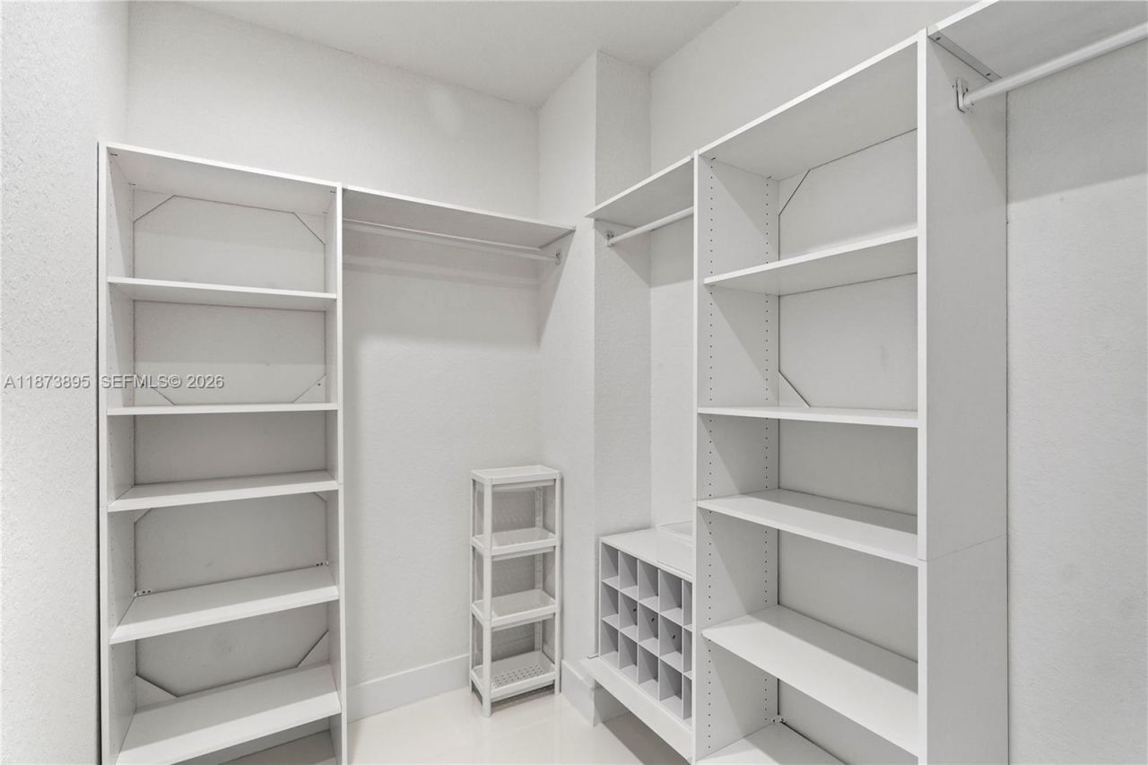 14841 SW 39th Ter, Miami, FL 33185 Photo