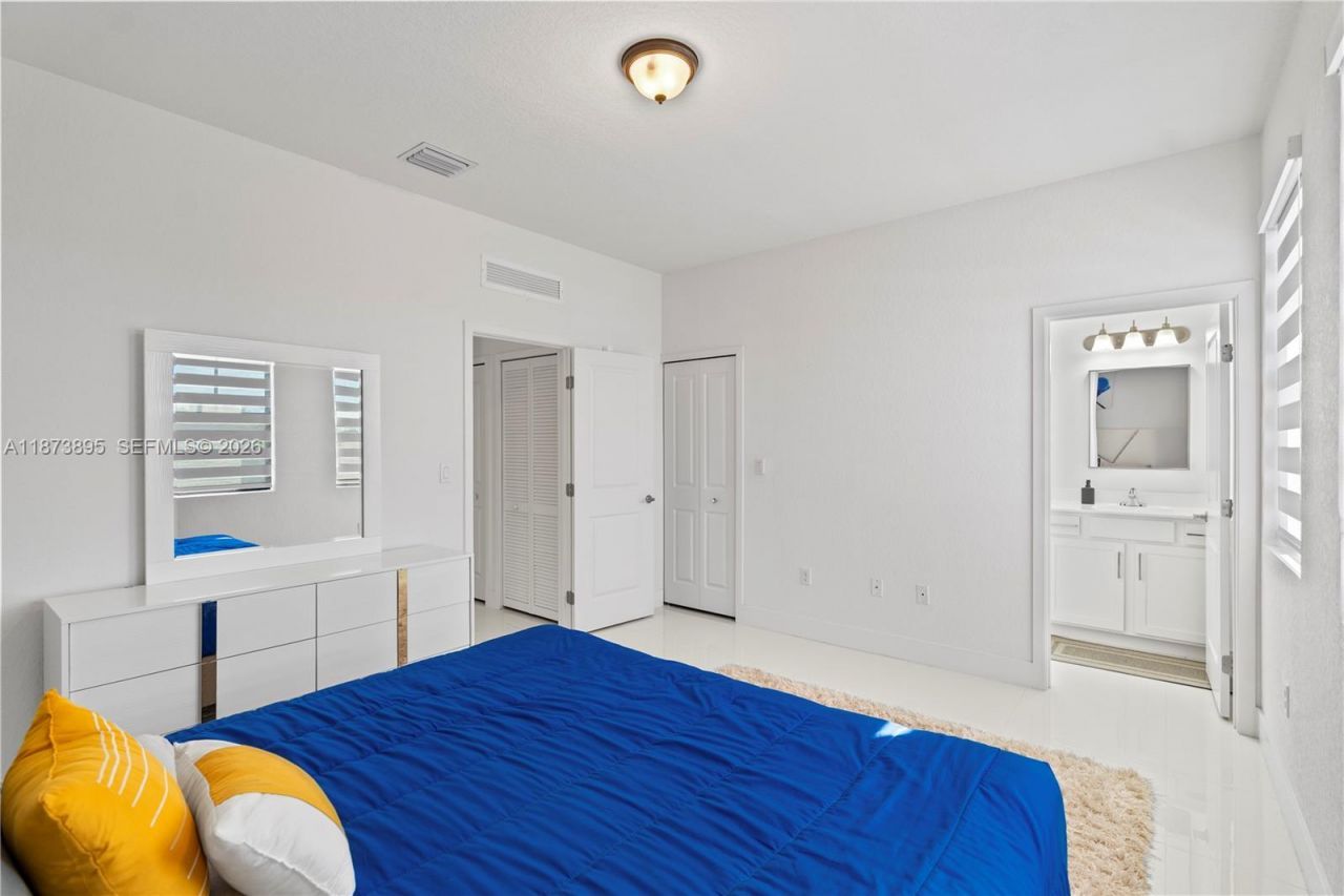 14841 SW 39th Ter, Miami, FL 33185 Photo